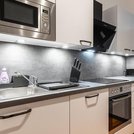 וינה Trendy Apt With - Smart Tv, Coffee Machine In Meidling מראה חיצוני תמונה