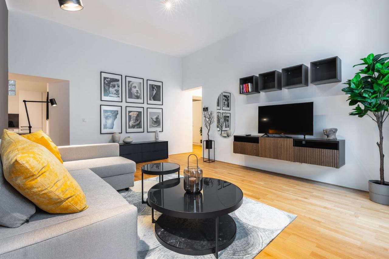 וינה Trendy Apt With - Smart Tv, Coffee Machine In Meidling מראה חיצוני תמונה