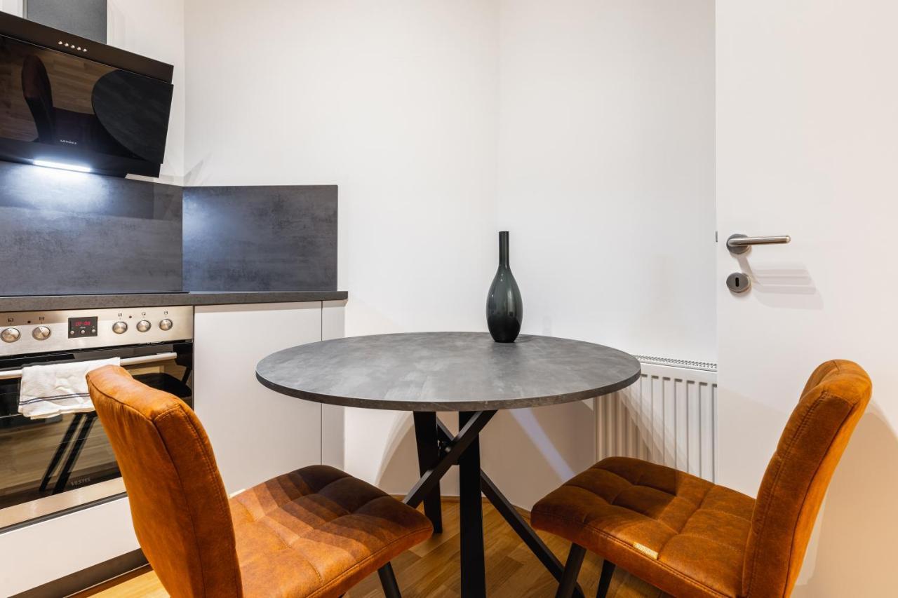 וינה Trendy Apt With - Smart Tv, Coffee Machine In Meidling מראה חיצוני תמונה